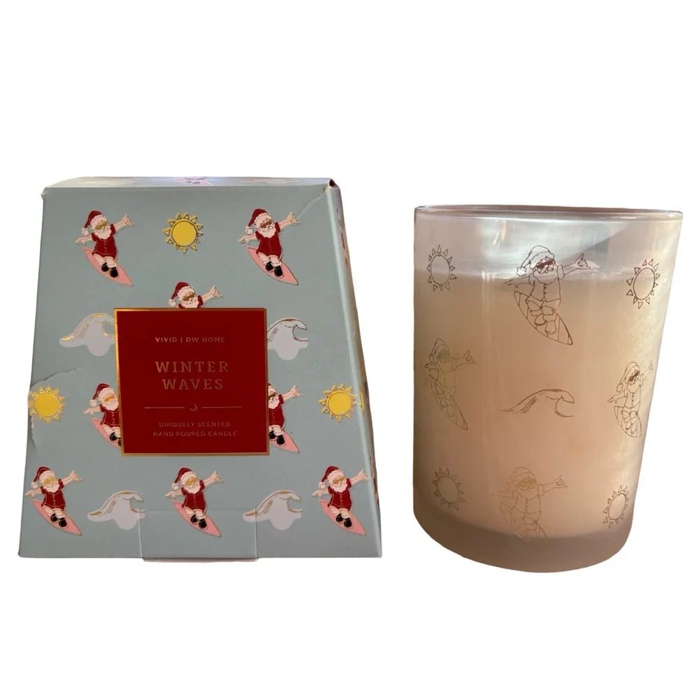 DW Home Winter Waves Candle Surfing‎ Santa Hand Poured Holiday Candle